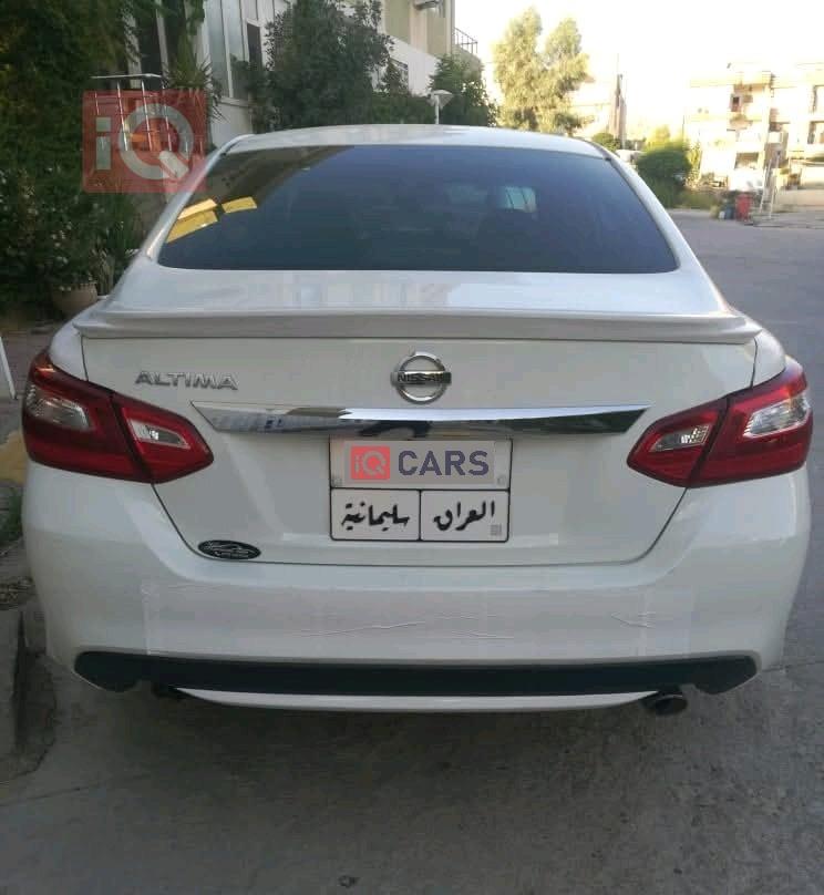 Nissan Altima